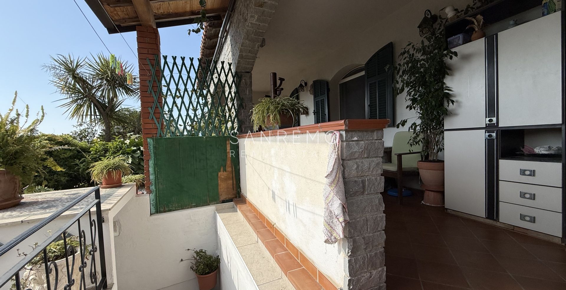 Villa for sale on the Sanremo Hill with amazing sea view