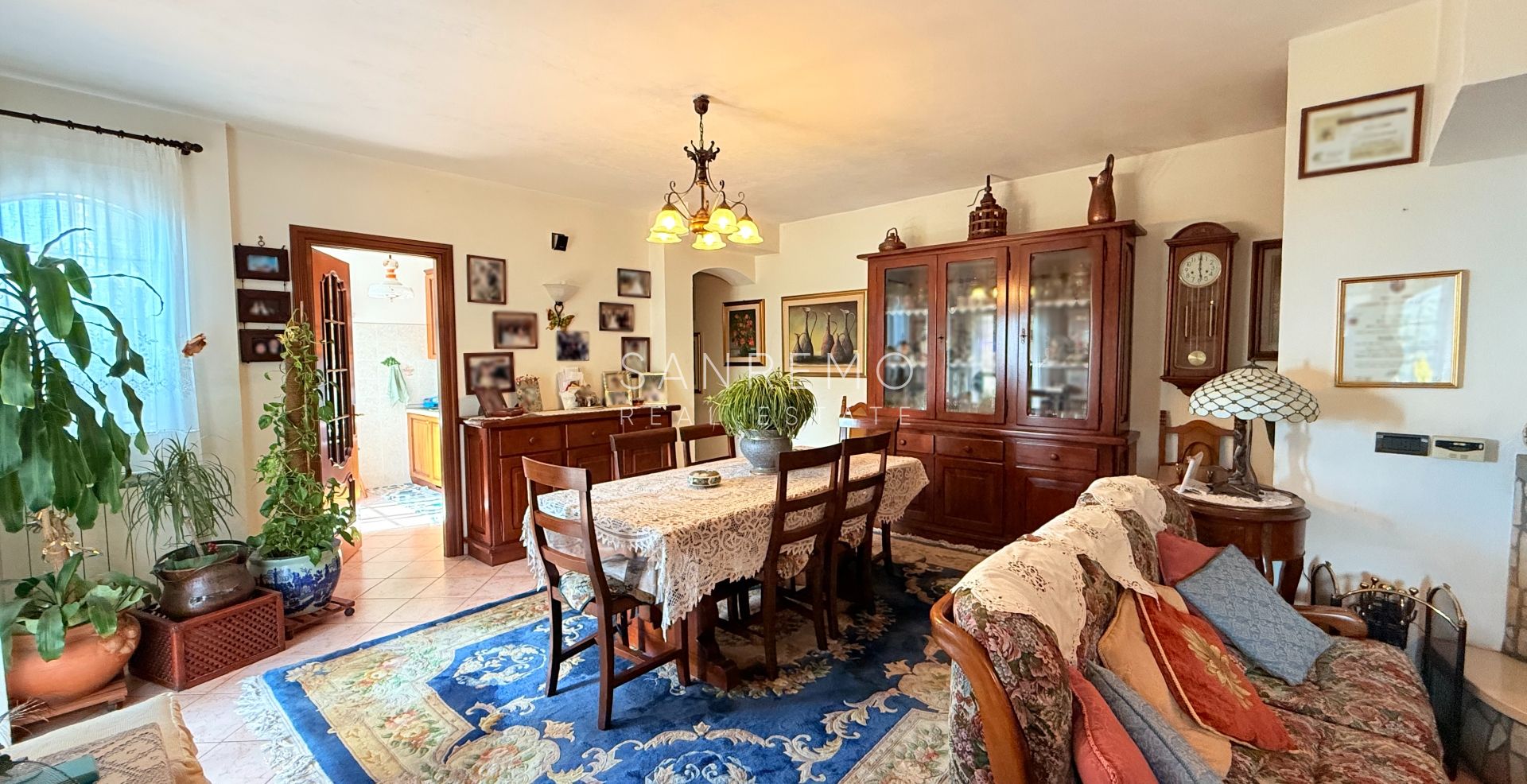 Villa for sale on the Sanremo Hill with amazing sea view