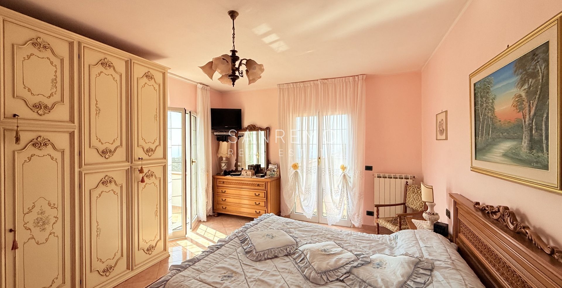 Villa for sale on the Sanremo Hill with amazing sea view