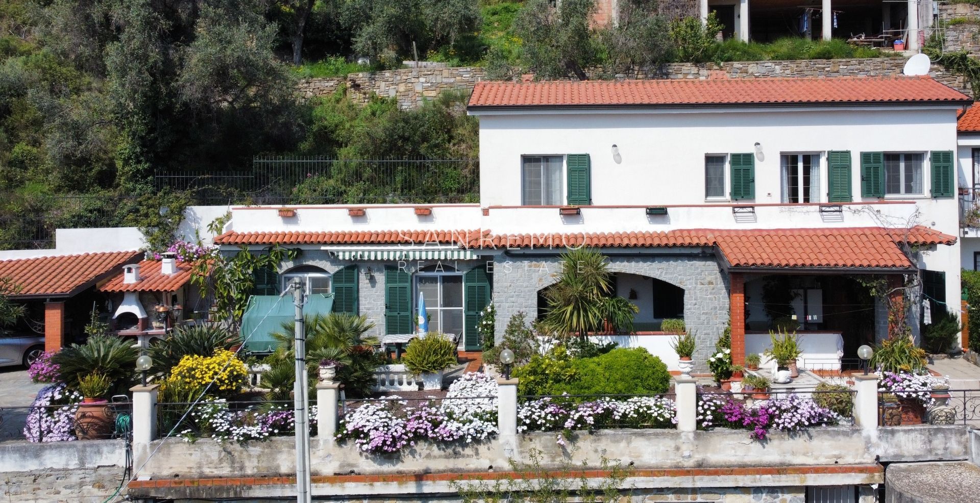 Villa for sale on the Sanremo Hill with amazing sea view
