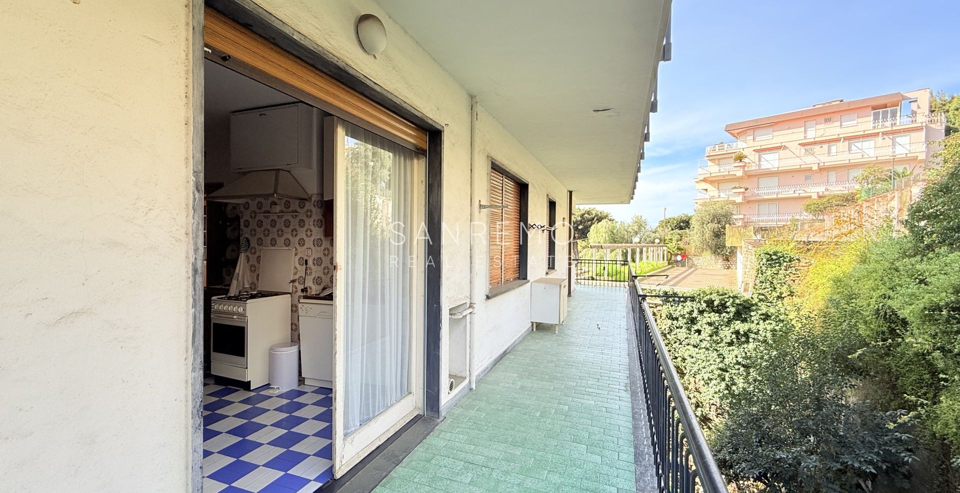 3 bedrooms apartment for sale in Sanremo with nice sea view