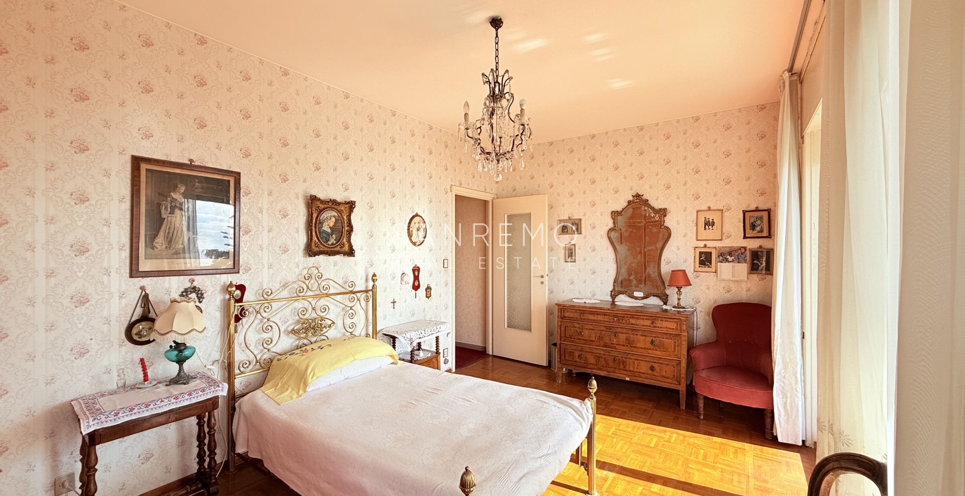3 bedrooms apartment for sale in Sanremo with nice sea view