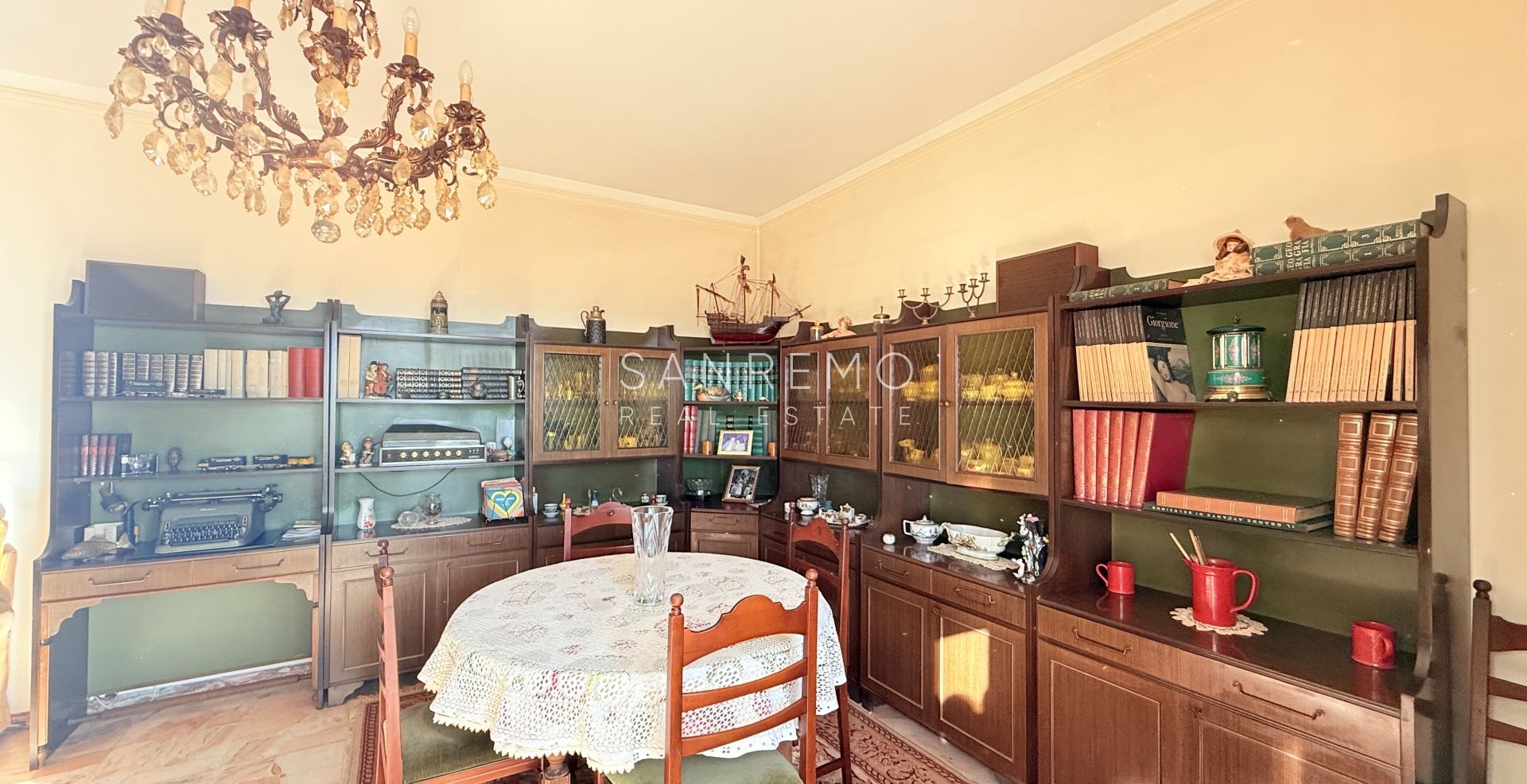 Penthouse for sale in Sanremo with sea view