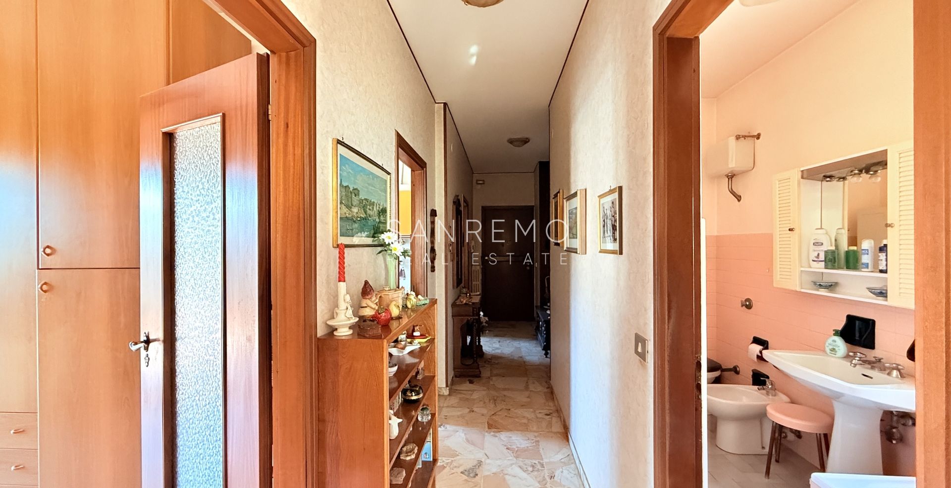 Penthouse for sale in Sanremo with sea view