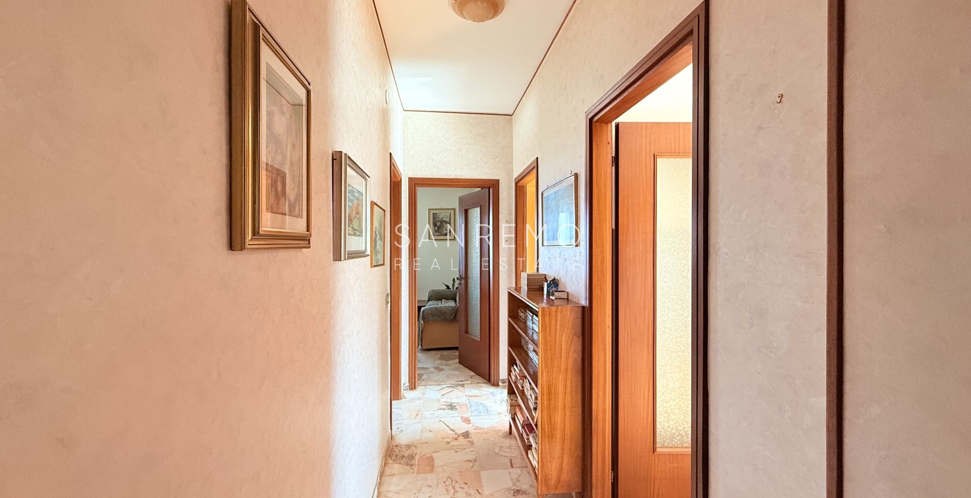 Penthouse for sale in Sanremo with sea view