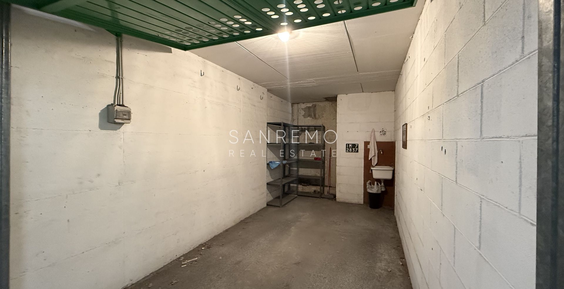 Penthouse for sale in Sanremo with sea view