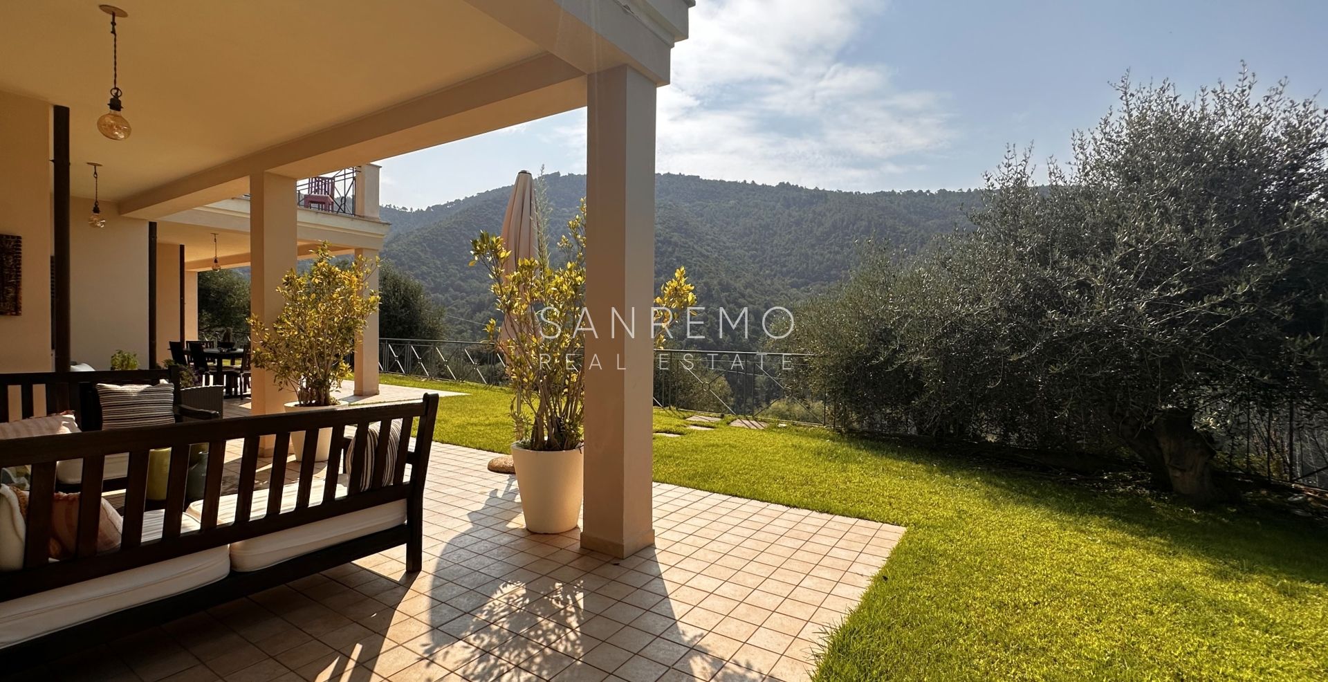 Villa with sea view on the first hill of Bordighera – Elegance, comfort, and breathtaking scenery