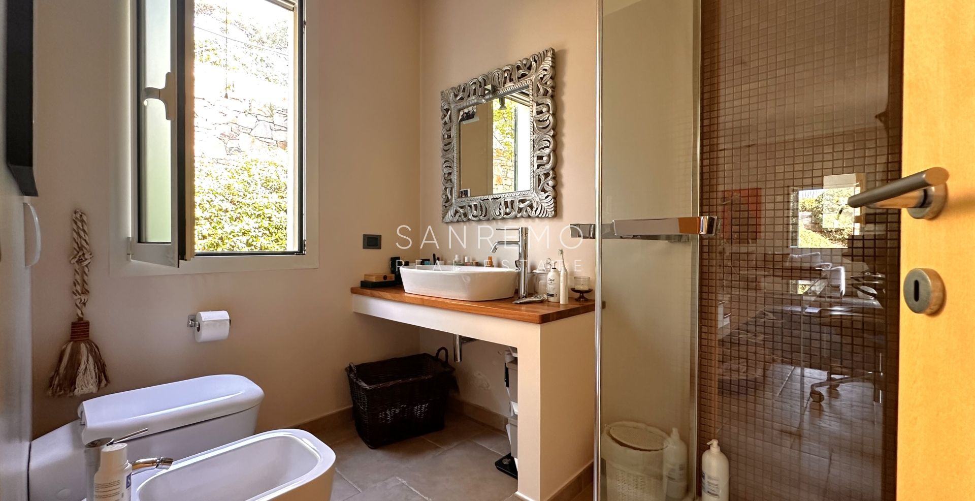 Villa with sea view on the first hill of Bordighera – Elegance, comfort, and breathtaking scenery