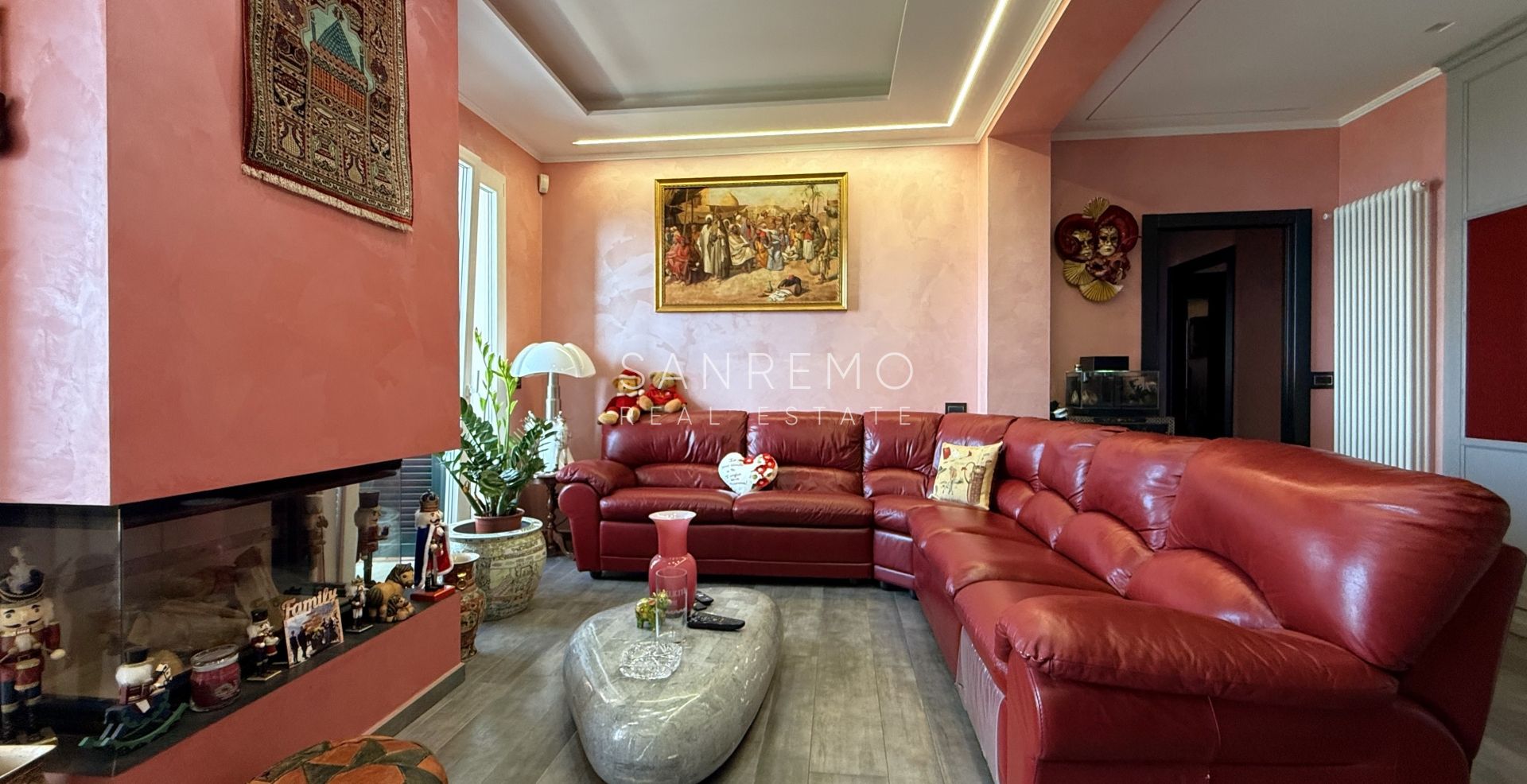 Luxury villa with swimming pool and sea view in Bordighera
