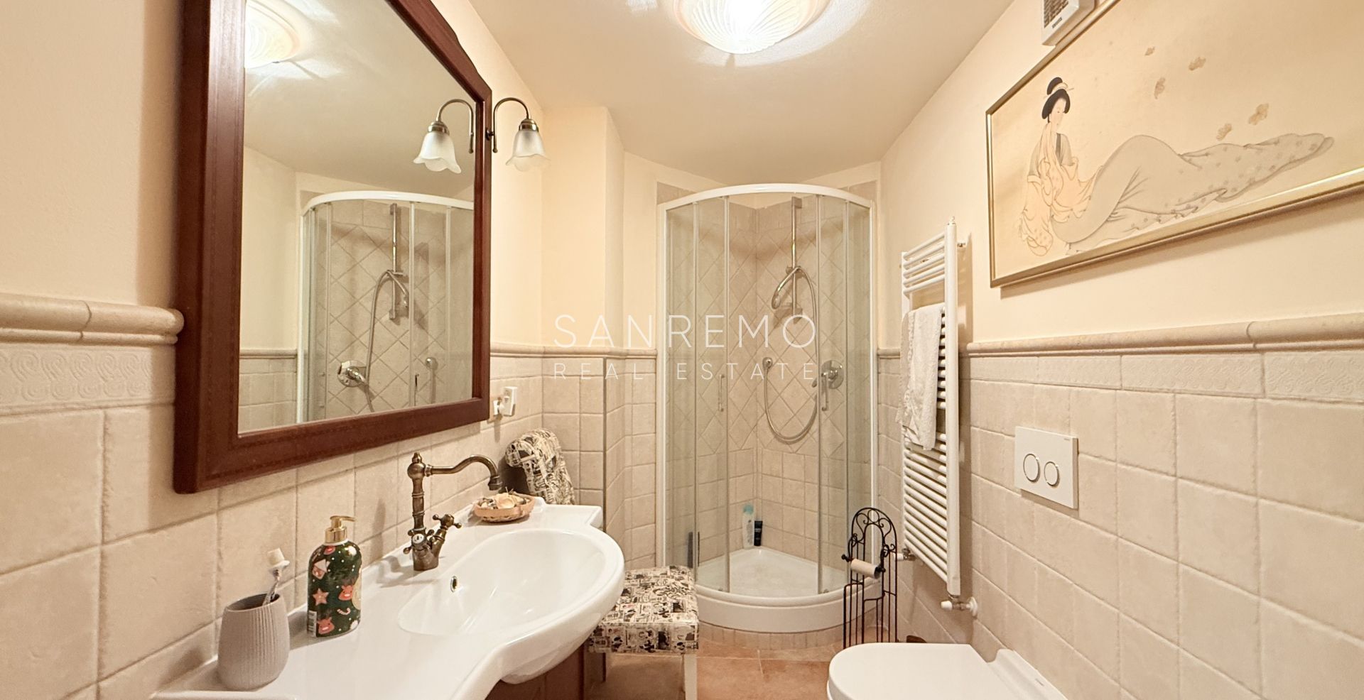 Luxury villa with swimming pool and sea view in Bordighera