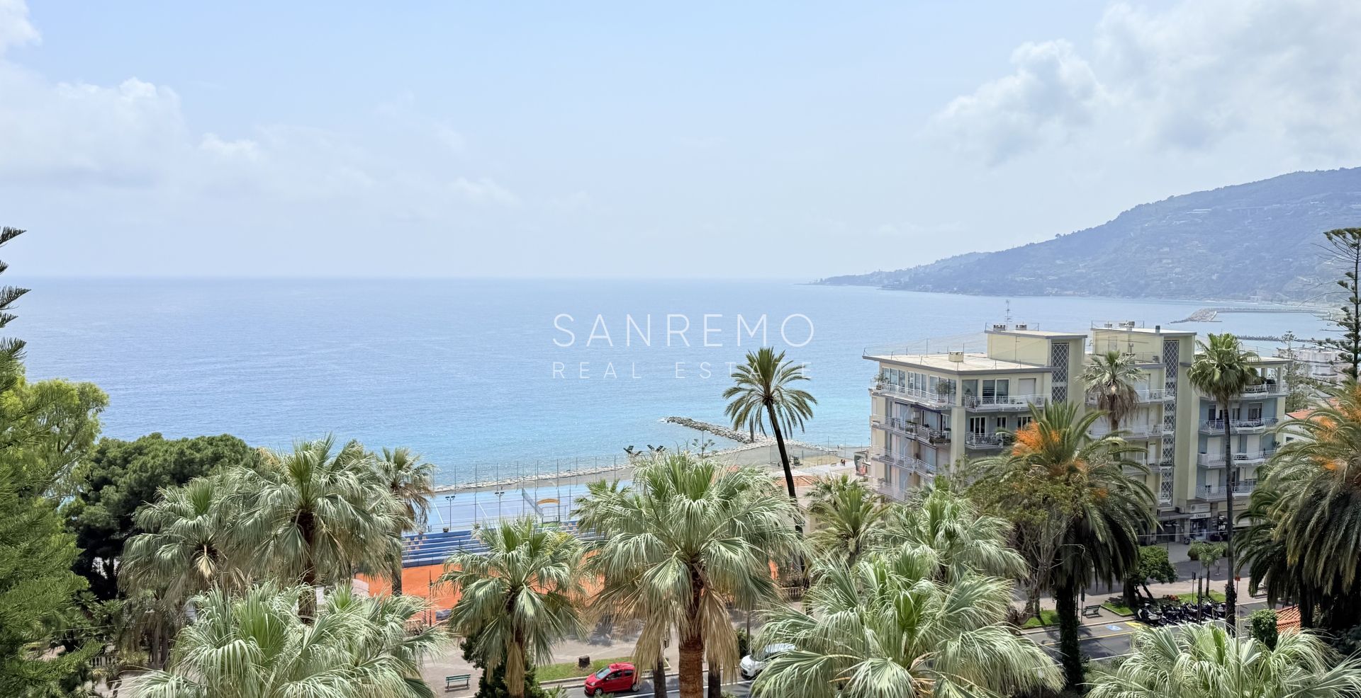 Penthouse in Ospedaletti with heated indoor swimming pool