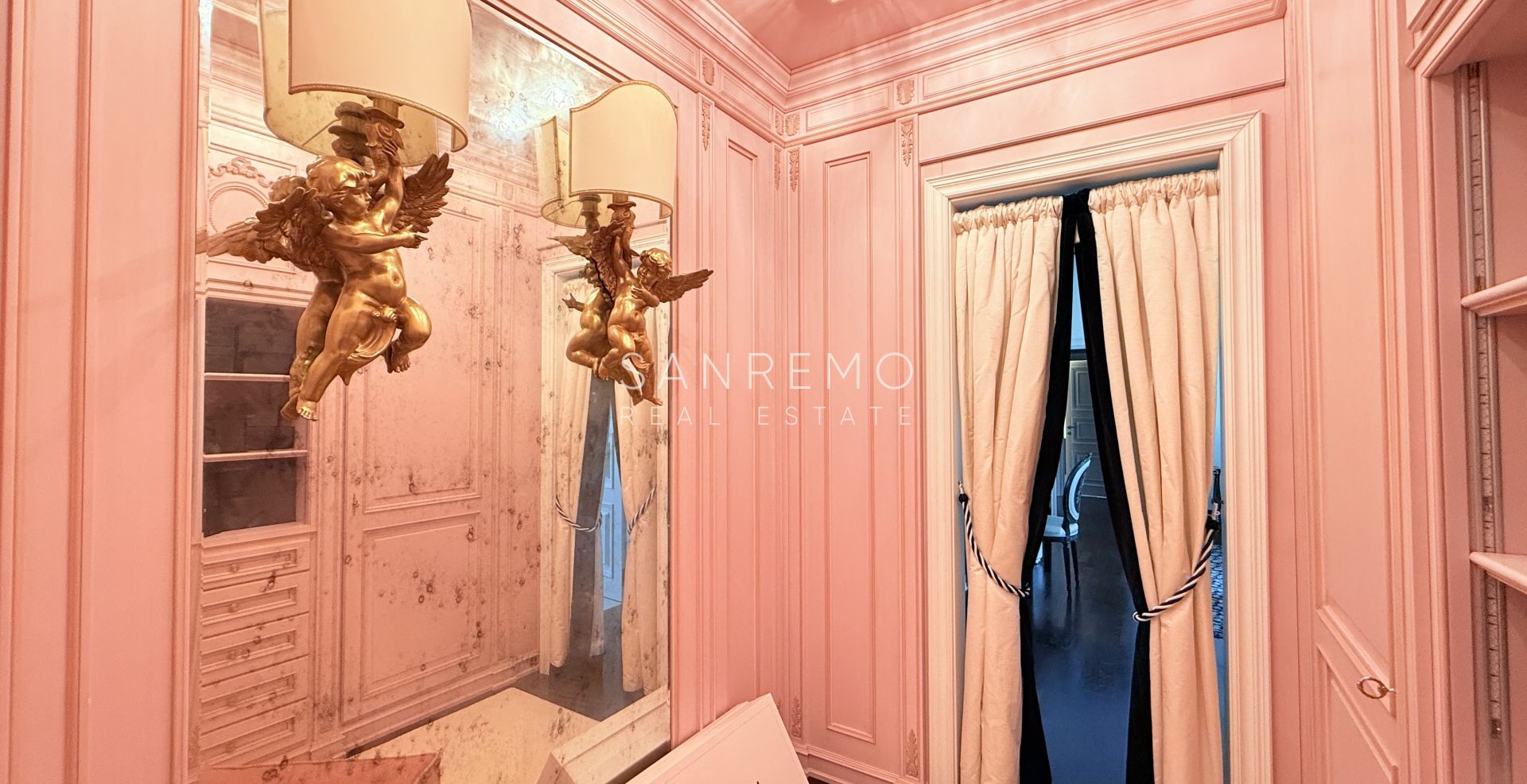 Penthouse in Ospedaletti with heated indoor swimming pool