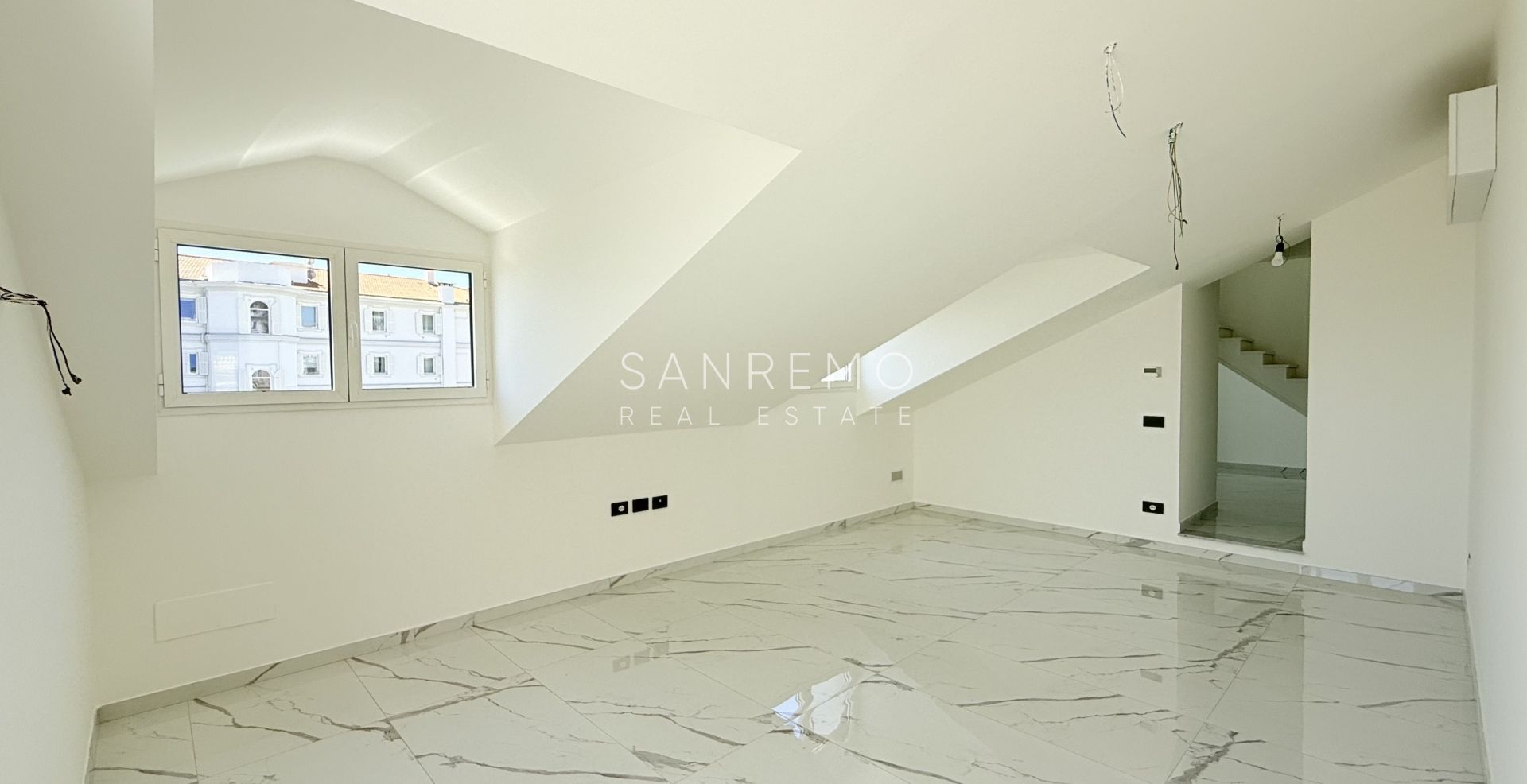 Penthouse in Sanremo close to the beach and bike path