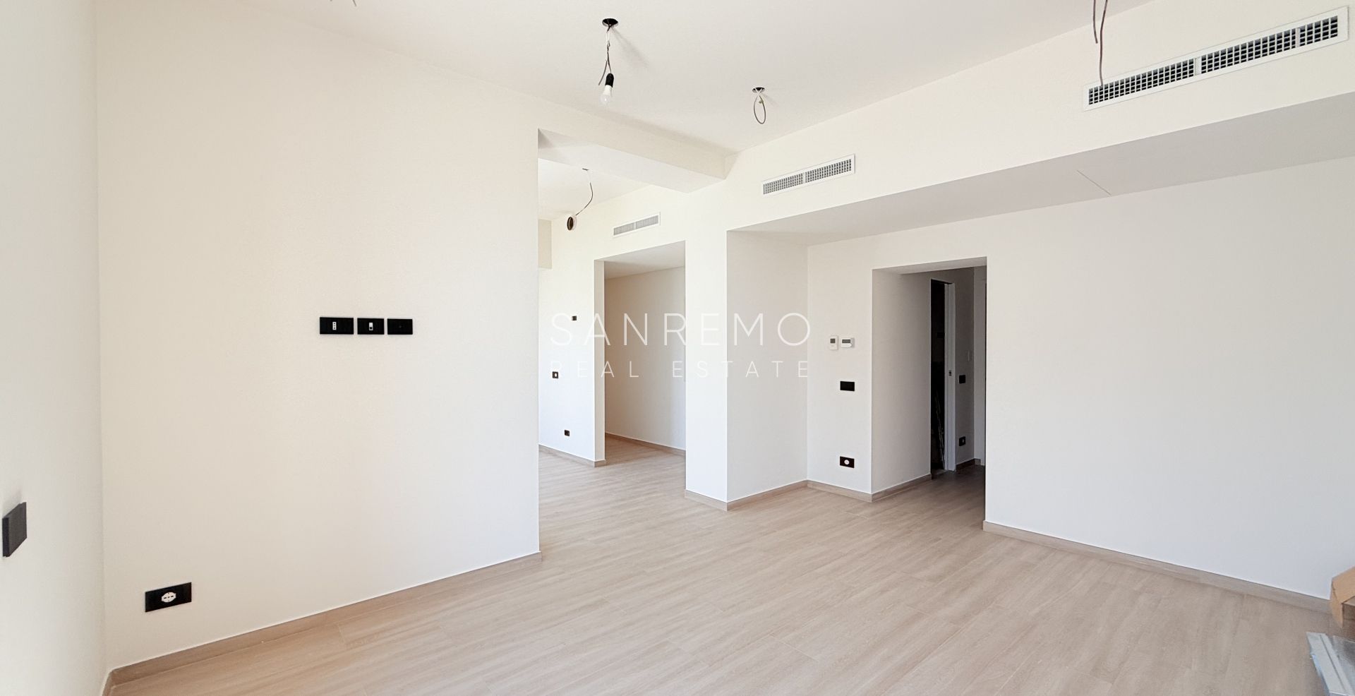 Modern New Apartment with Sea View, Balcony and Private Parking