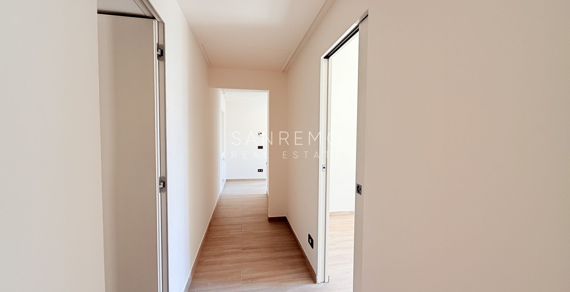 Modern New Apartment with Sea View, Balcony and Private Parking