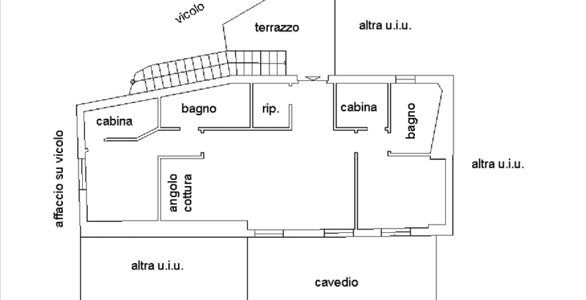 Apartment in perfect condition with a terrace on the prestigious Via Matteotti