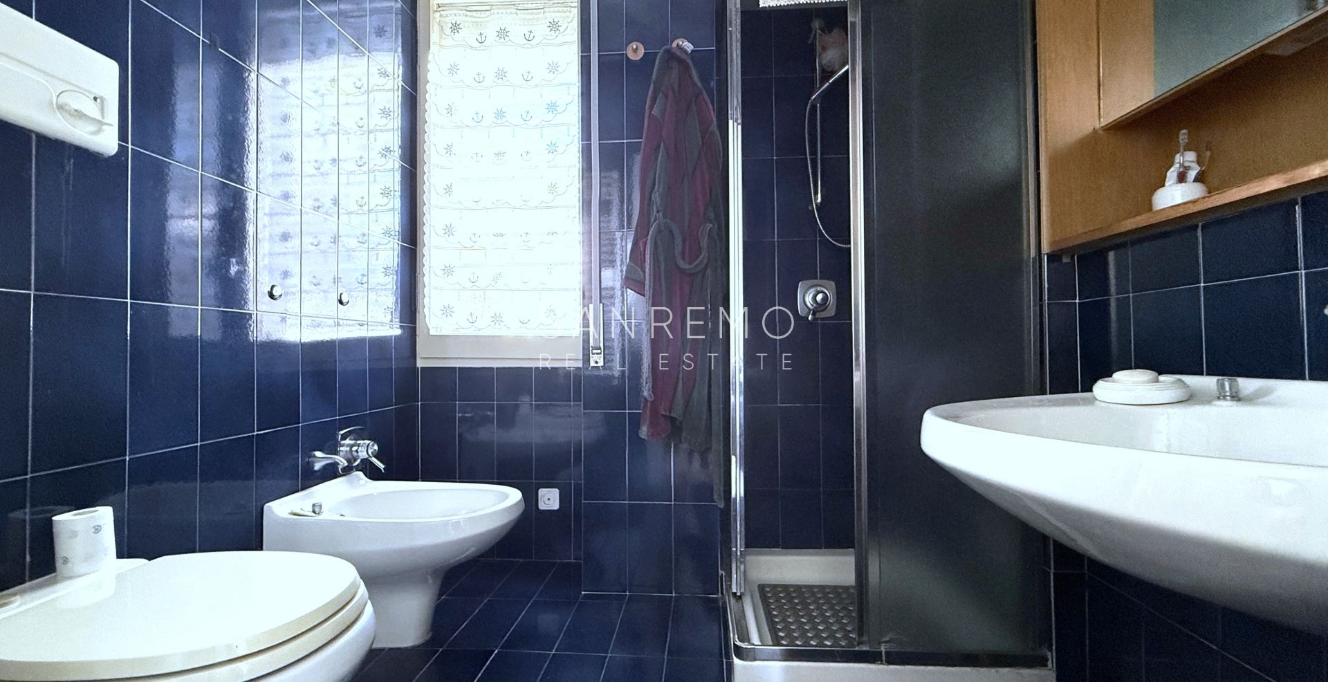 Bright apartment just a few steps from the sea and the cycle path