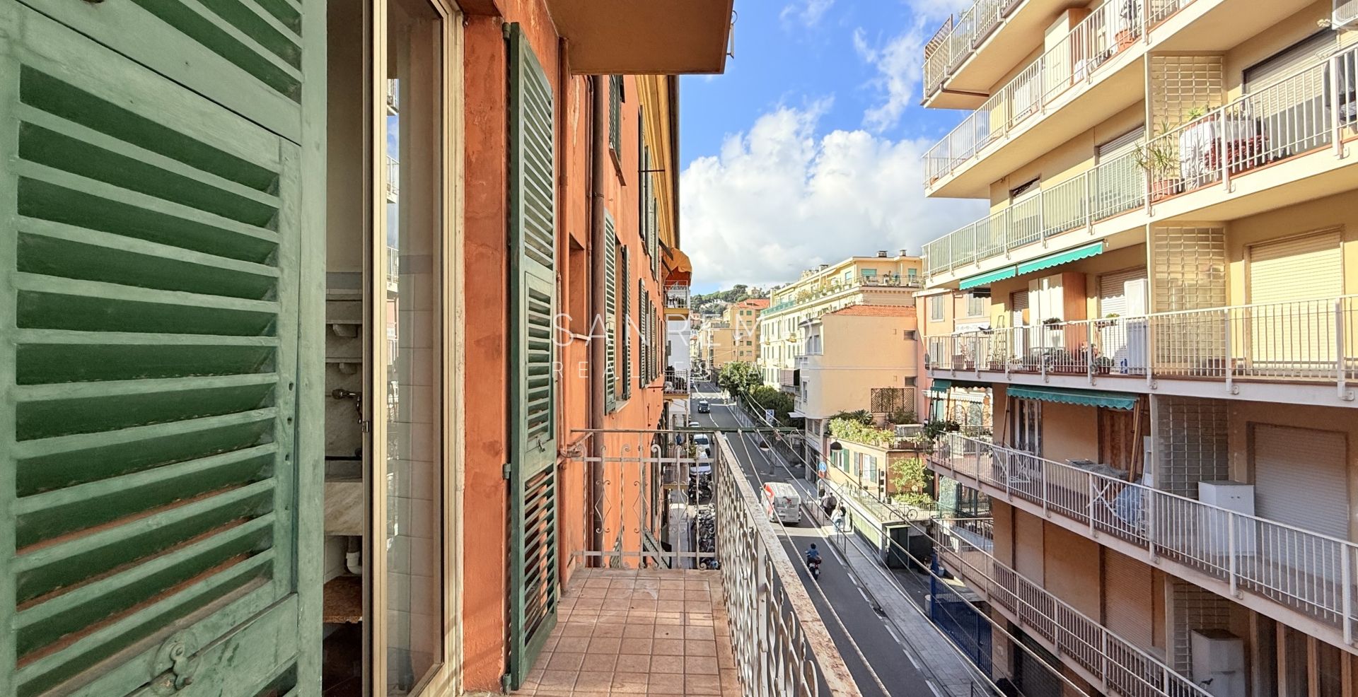 240-sqm apartment in an elegant period building