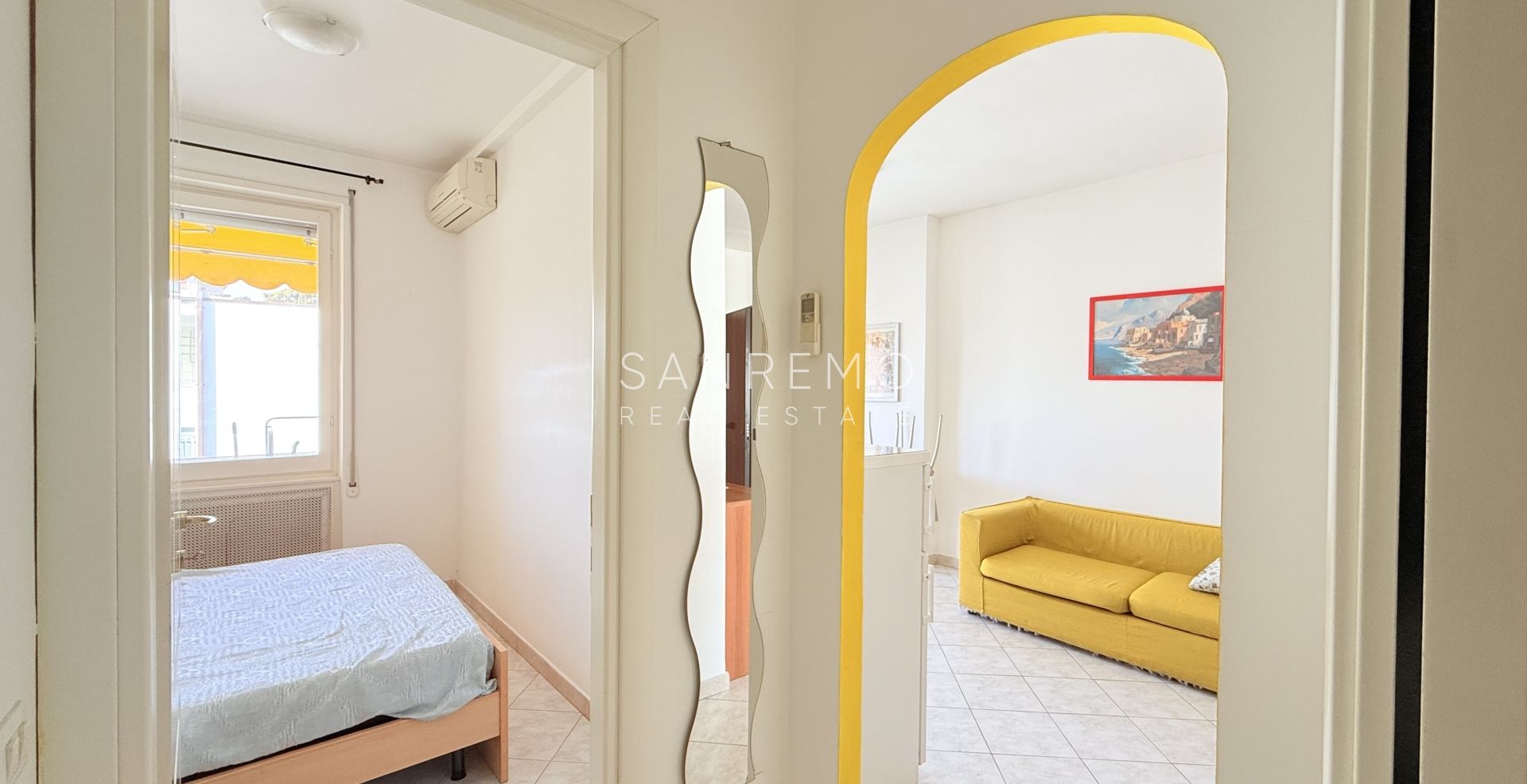 Bright one-bedroom apartment with a terrace in an elegant condominium