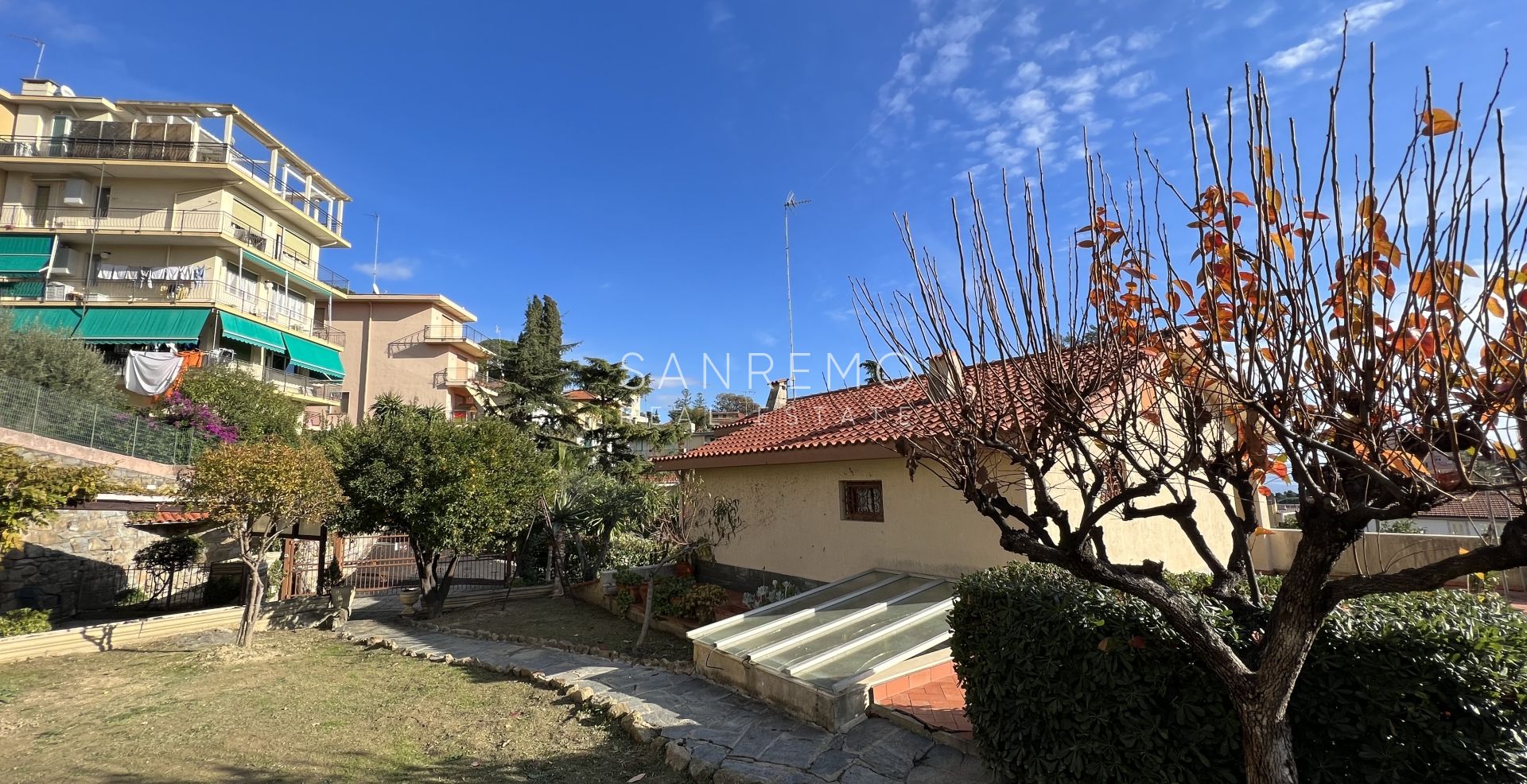 Detached house with open views over the greenery in a quiet and peaceful location