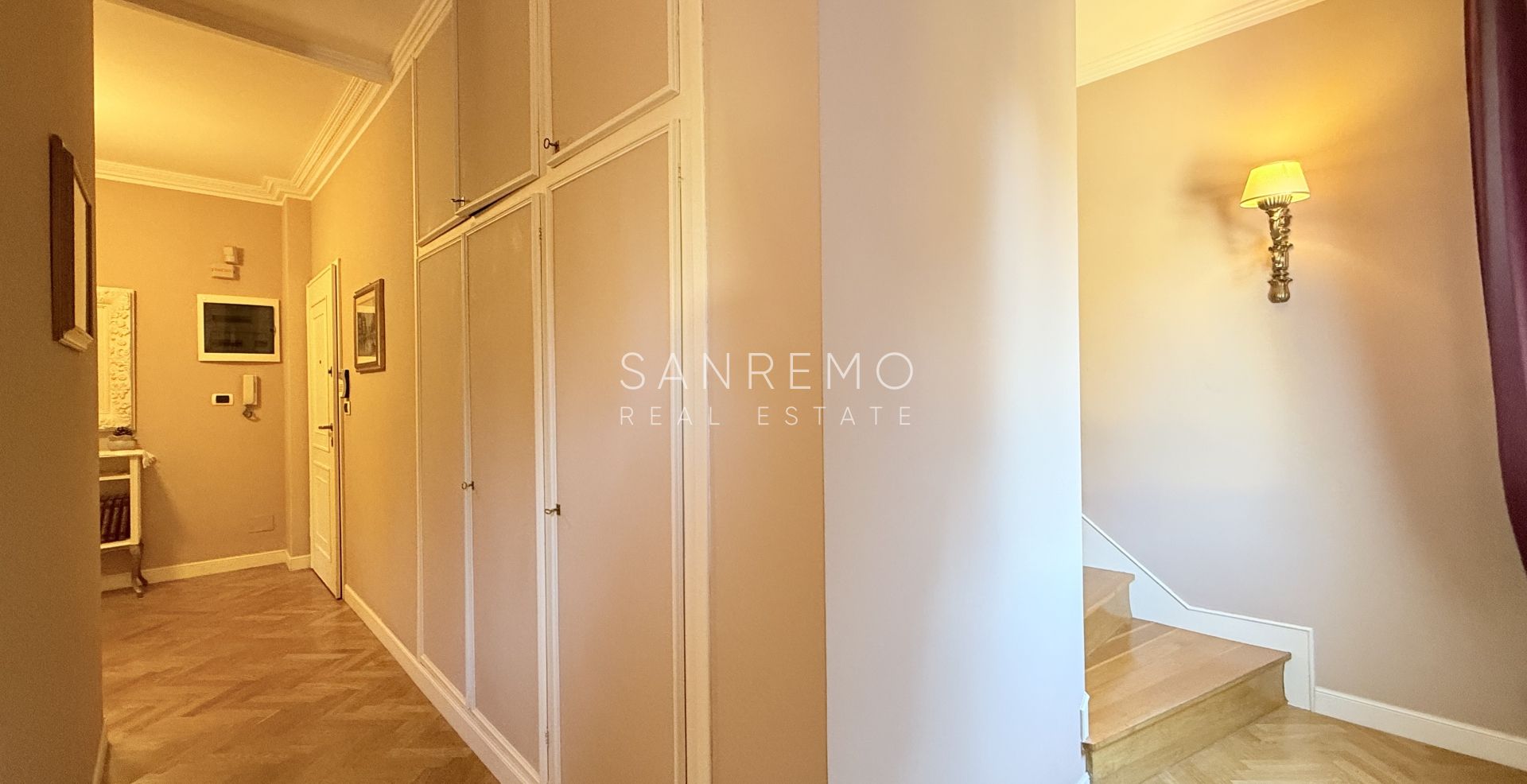 Penthouse and super penthouse with pool and panoramic sea view