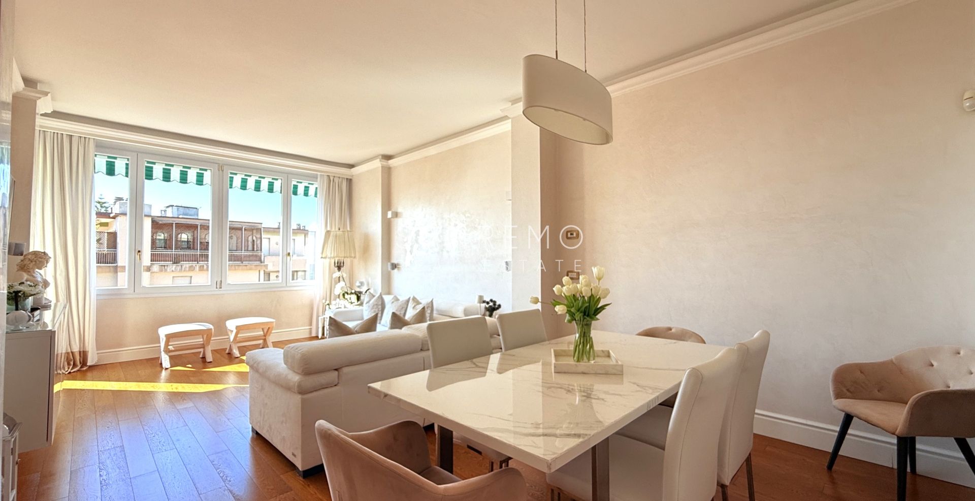 Fully renovated apartment with a pleasant outdoor space