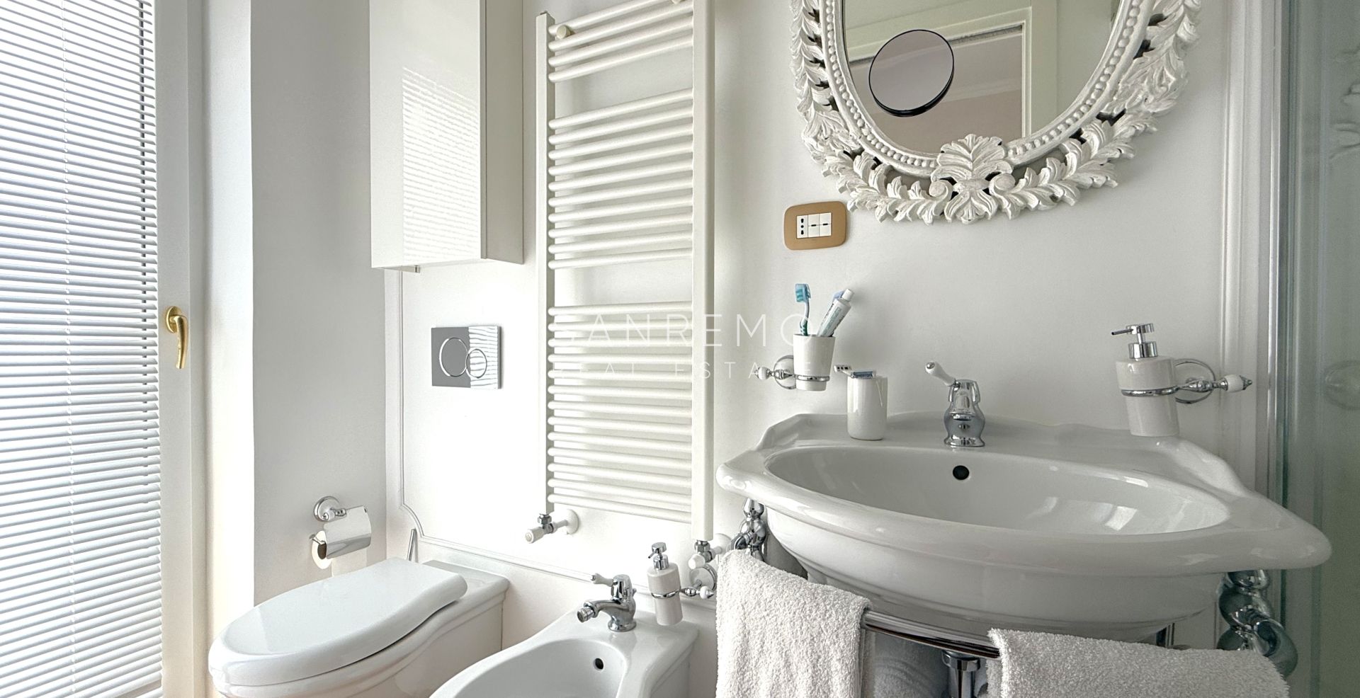 Fully renovated apartment with a pleasant outdoor space