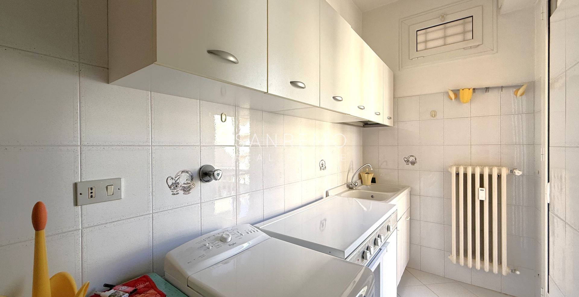 Bright apartment with sea view, just a few steps from Villa Ormond