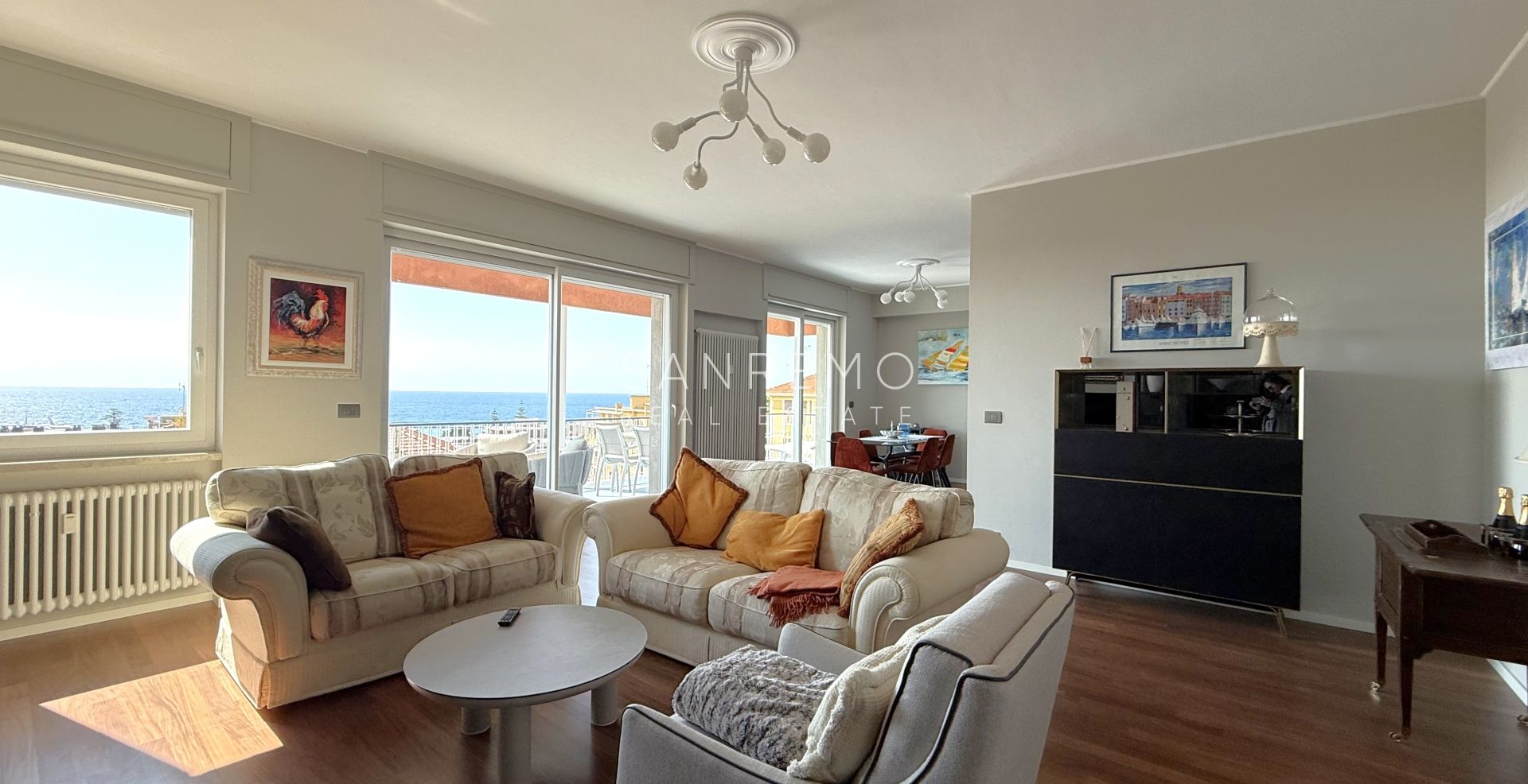 Apartment with excellent exposure, terrace, and pleasant sea view