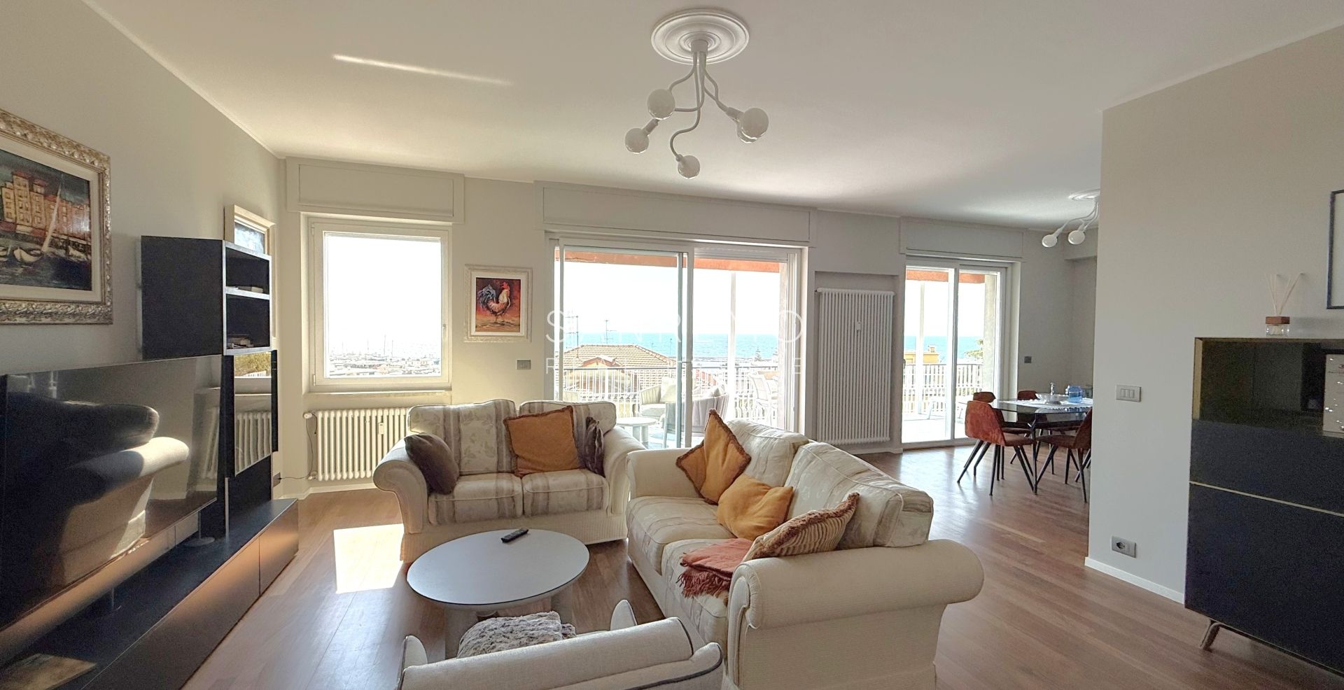 Apartment with excellent exposure, terrace, and pleasant sea view