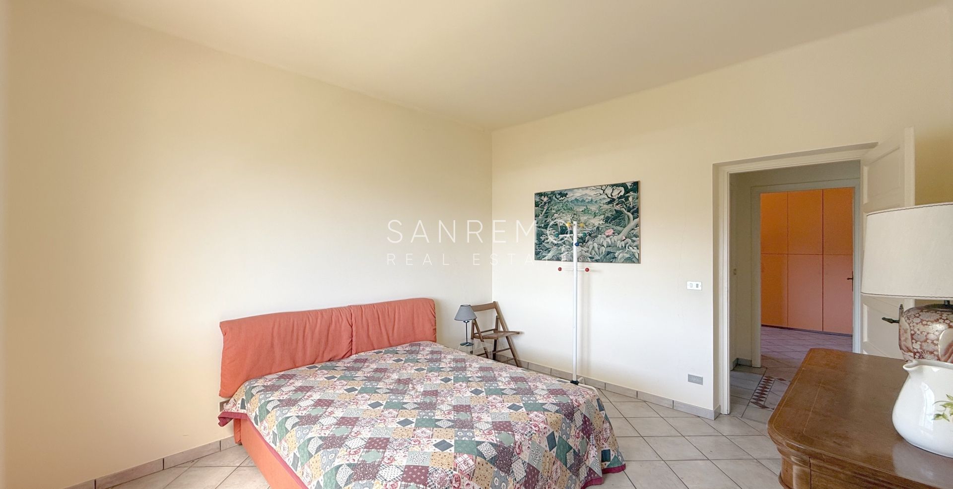 Villa on the first hill of Sanremo with swimming pool