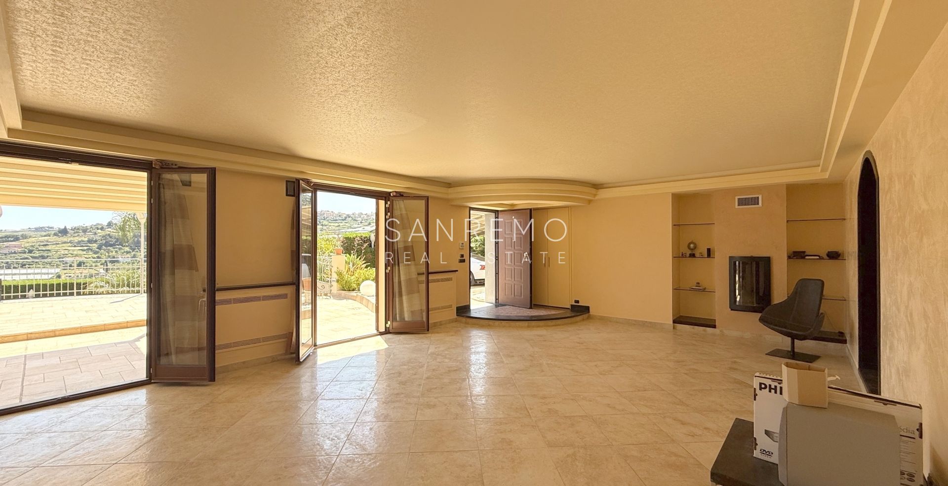 Beautiful villa surrounded by greenery with swimming pool and sea view