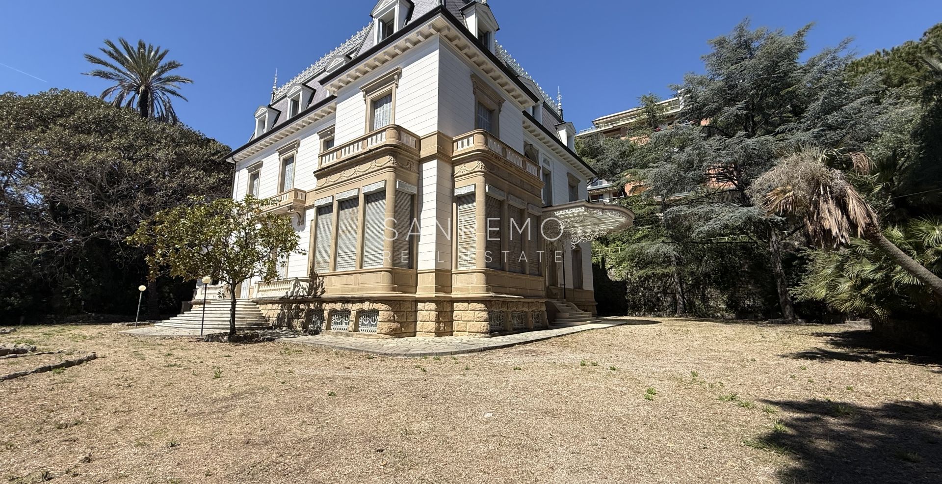 Historic residence of exceptional beauty and prestige