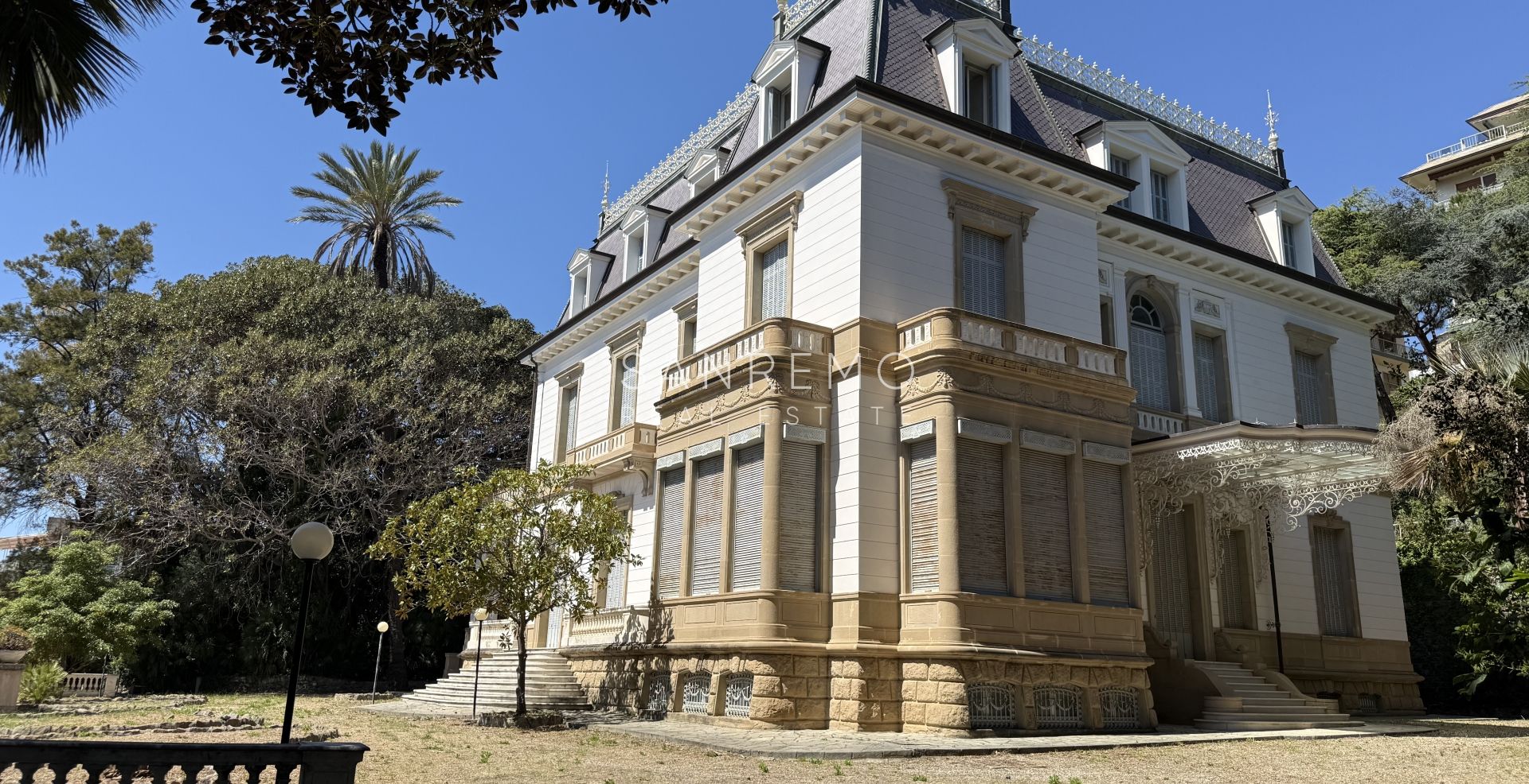 Historic residence of exceptional beauty and prestige