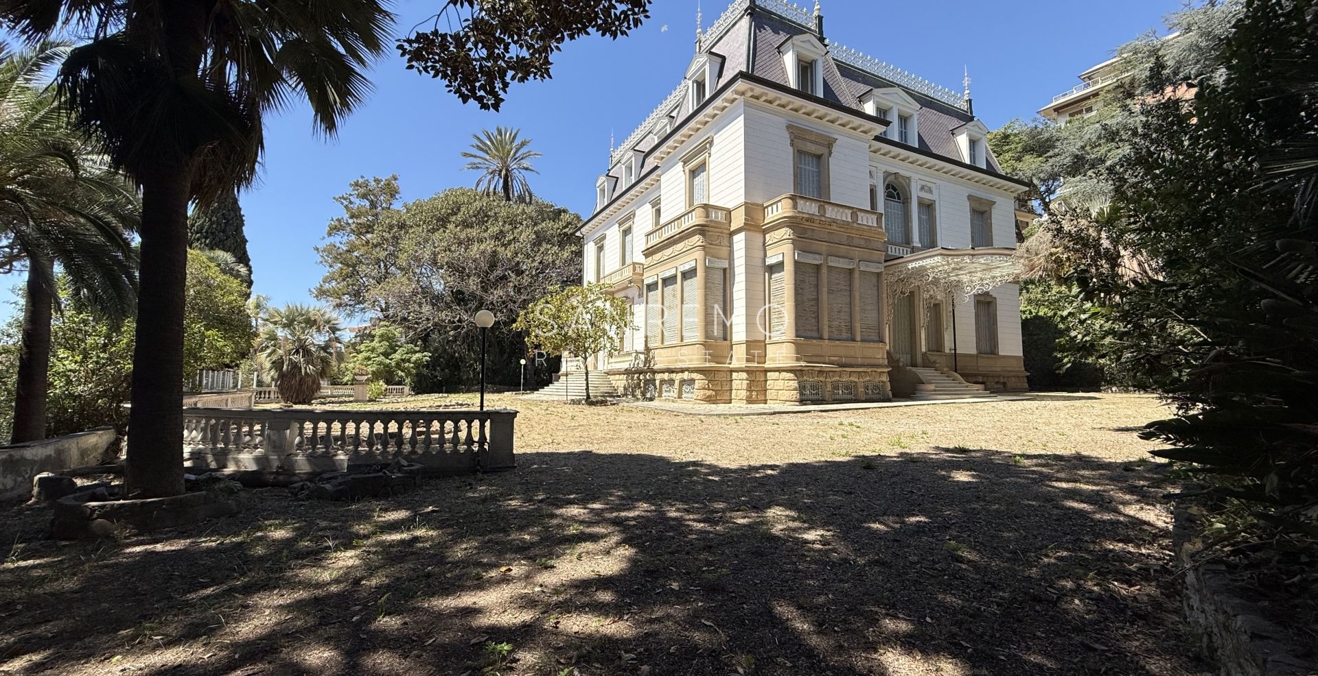 Historic residence of exceptional beauty and prestige