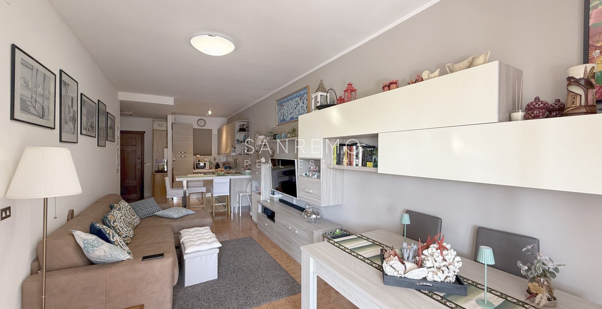 Charming one-bedroom apartment with a pleasant outdoor space