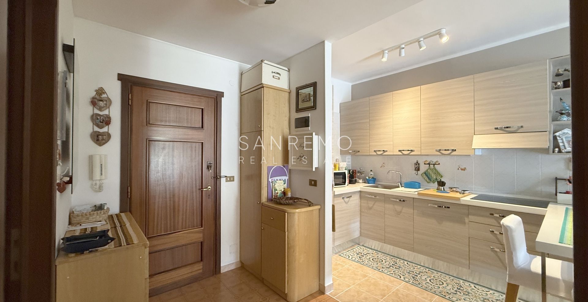 Charming one-bedroom apartment with a pleasant outdoor space
