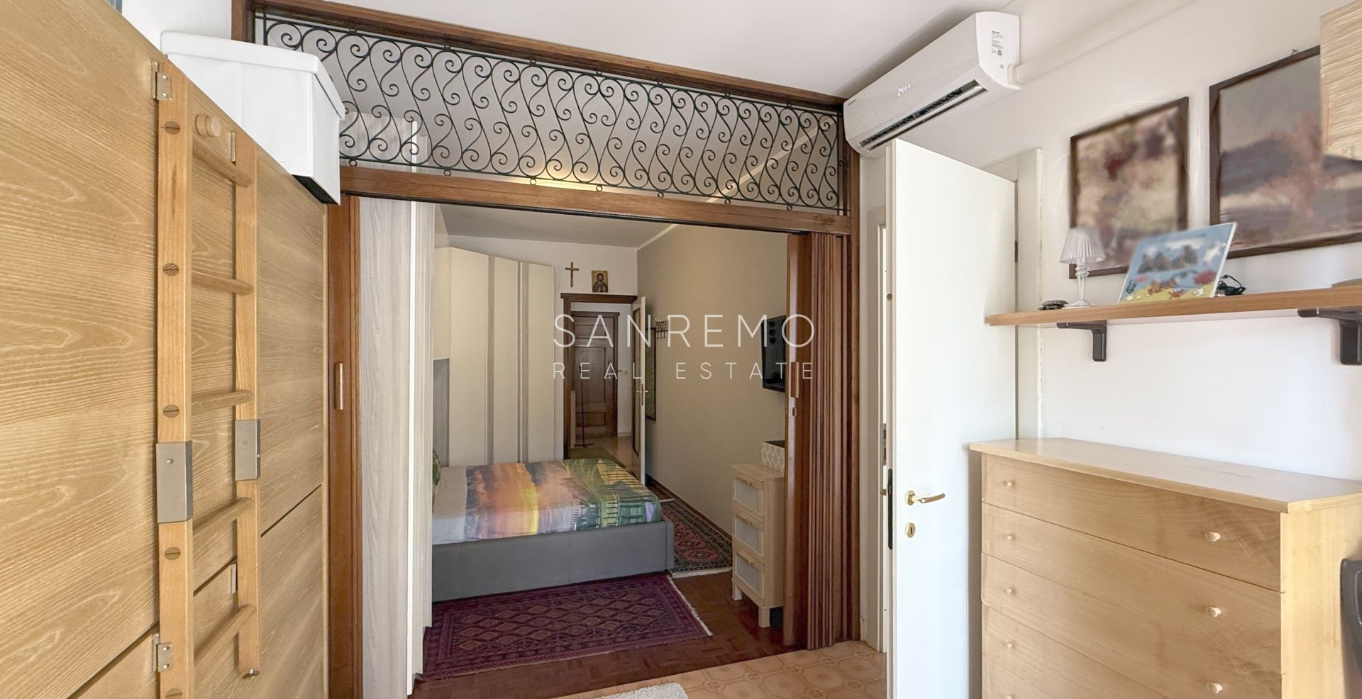 Charming one-bedroom apartment with a pleasant outdoor space