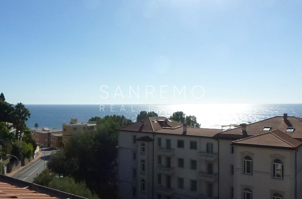 Apartment with  seaview in Ospedaletti