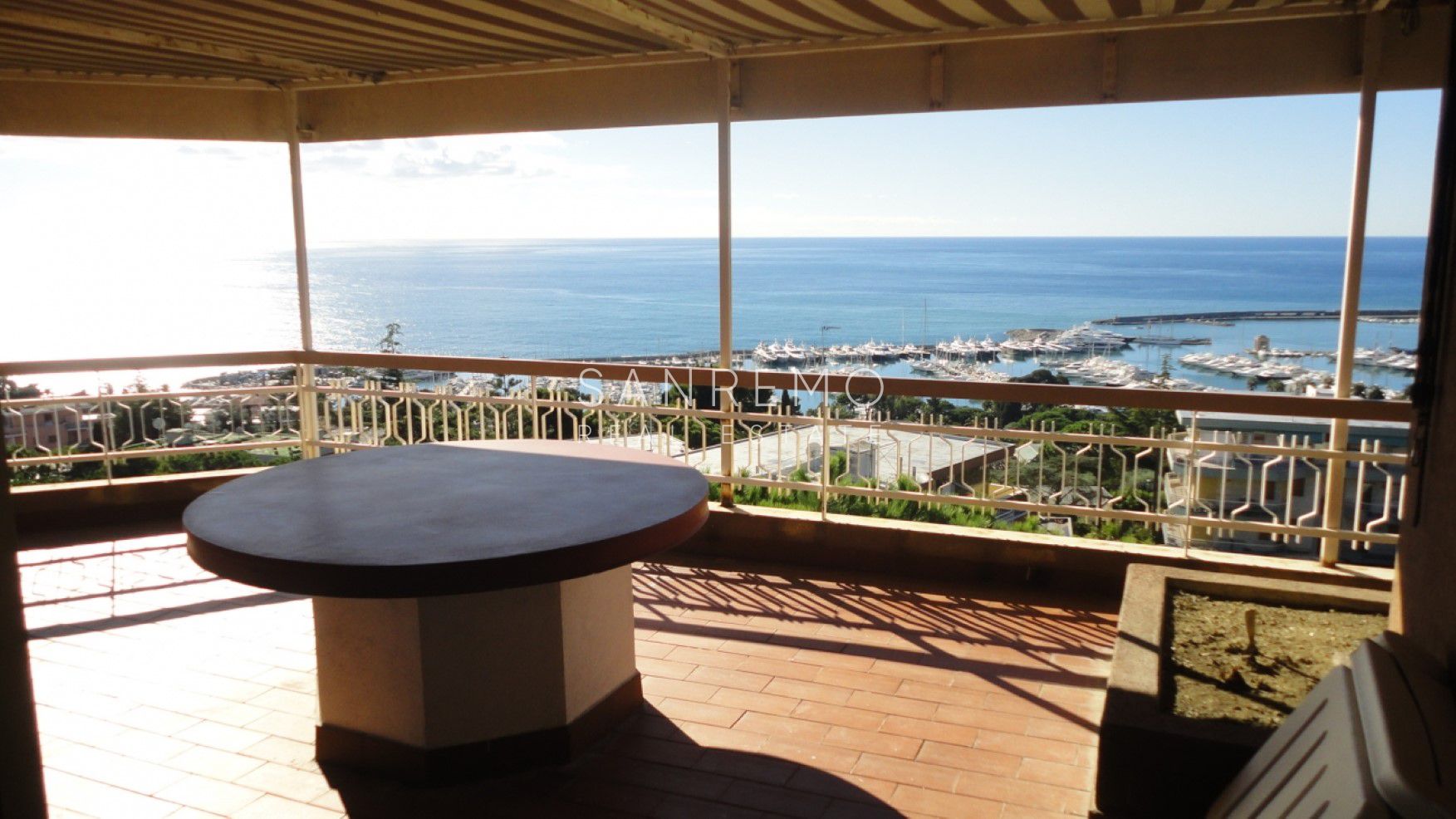 Penthouse facing Porto Sole