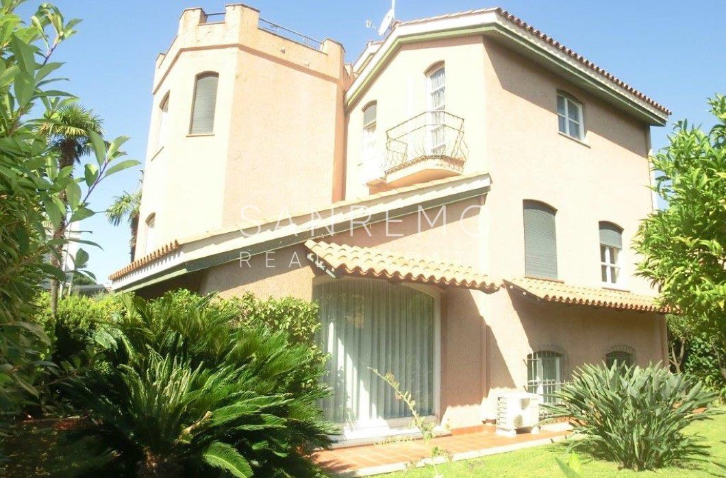 Beautiful villa in Sanremo