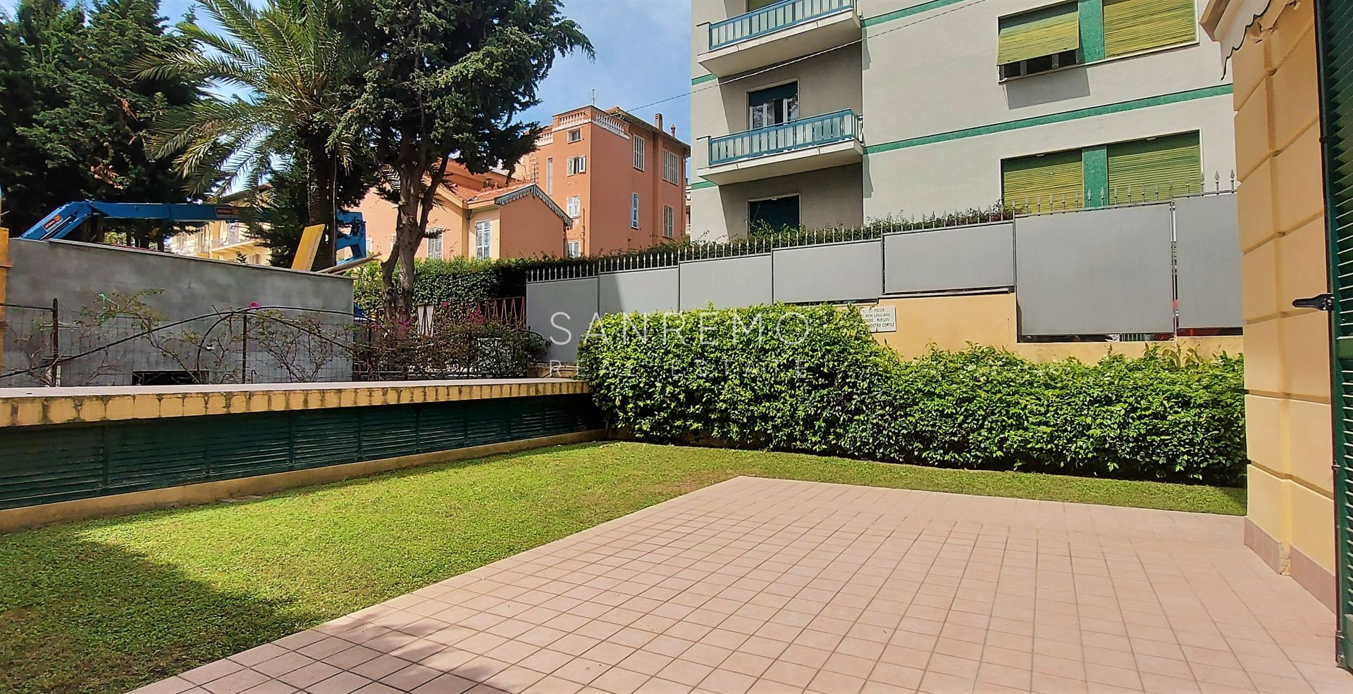 Nice apartment with garden in the centre of Bordighera