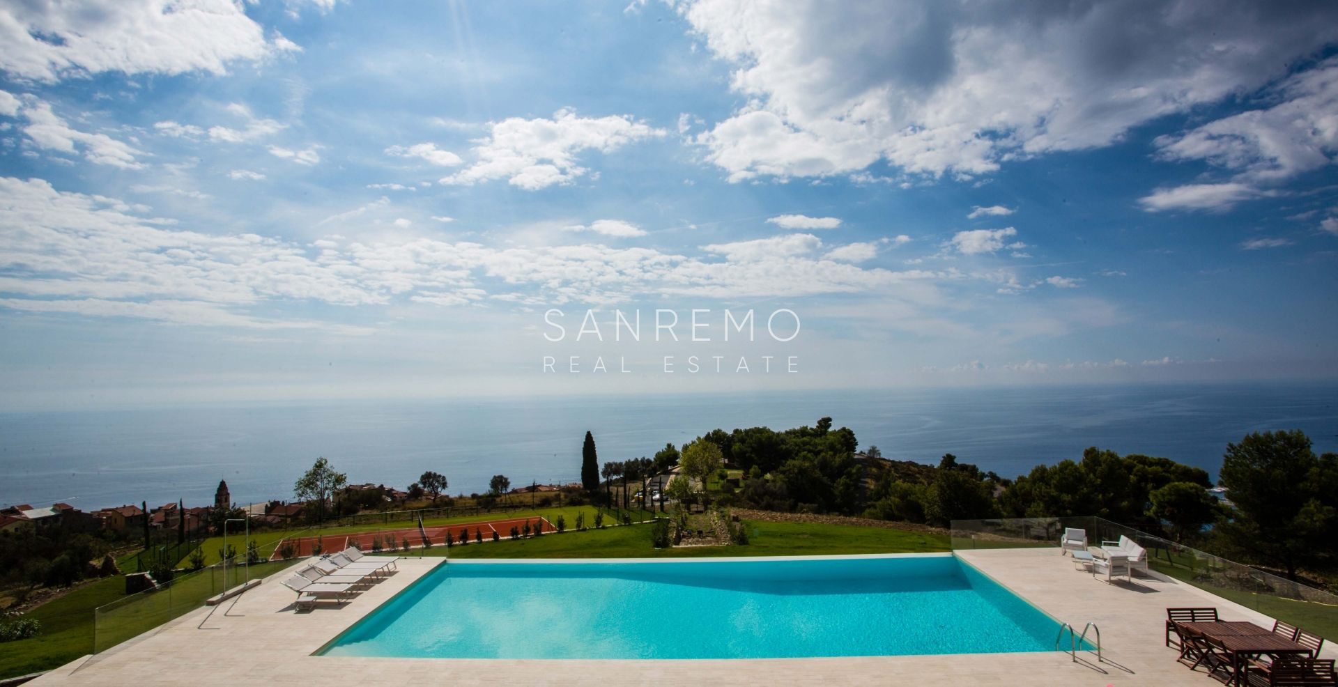 Magnificent villa for sale close to Sanremo