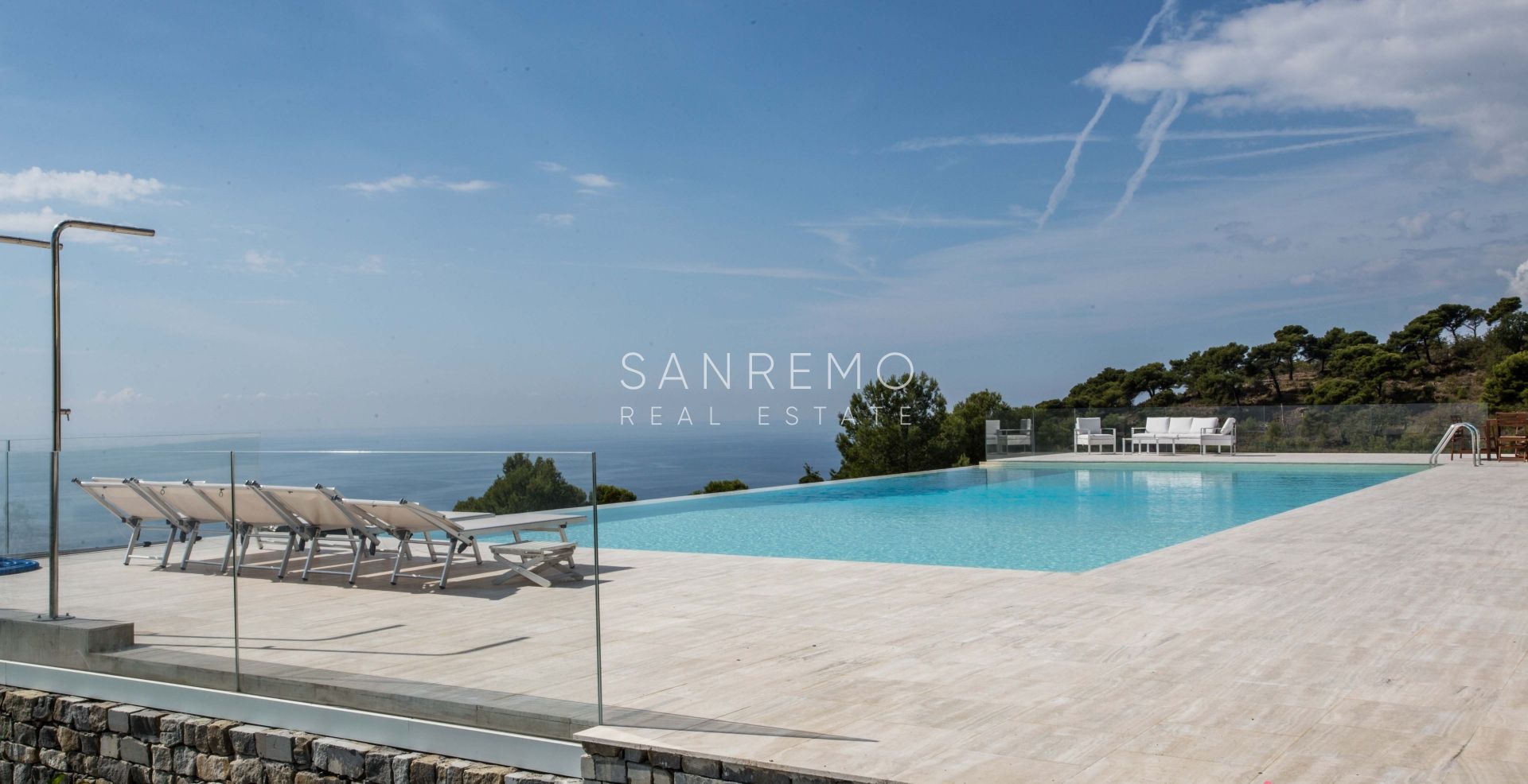 Magnificent villa for sale close to Sanremo