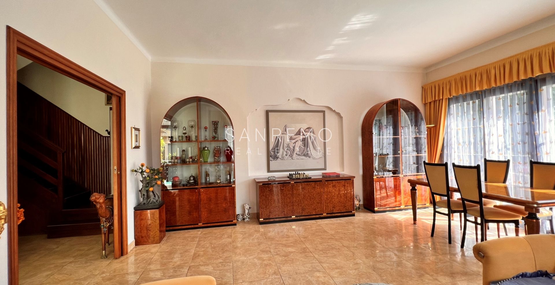 Lovely villa surrounded by greenery within walking distance of the Casino