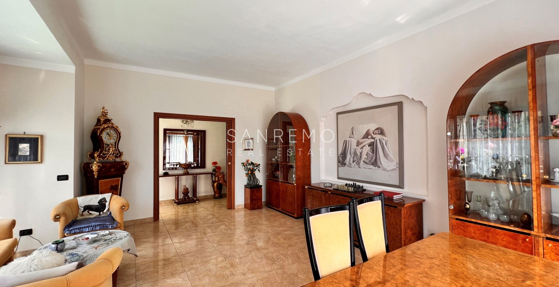 Lovely villa surrounded by greenery within walking distance of the Casino