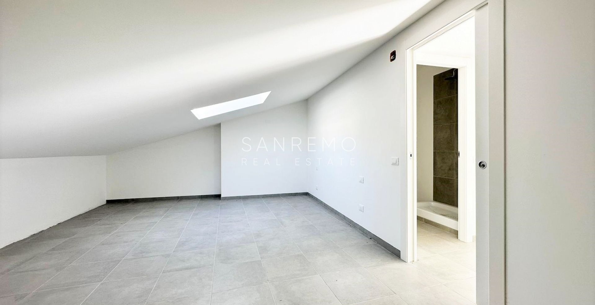 Apartment with  seaview in Ospedaletti
