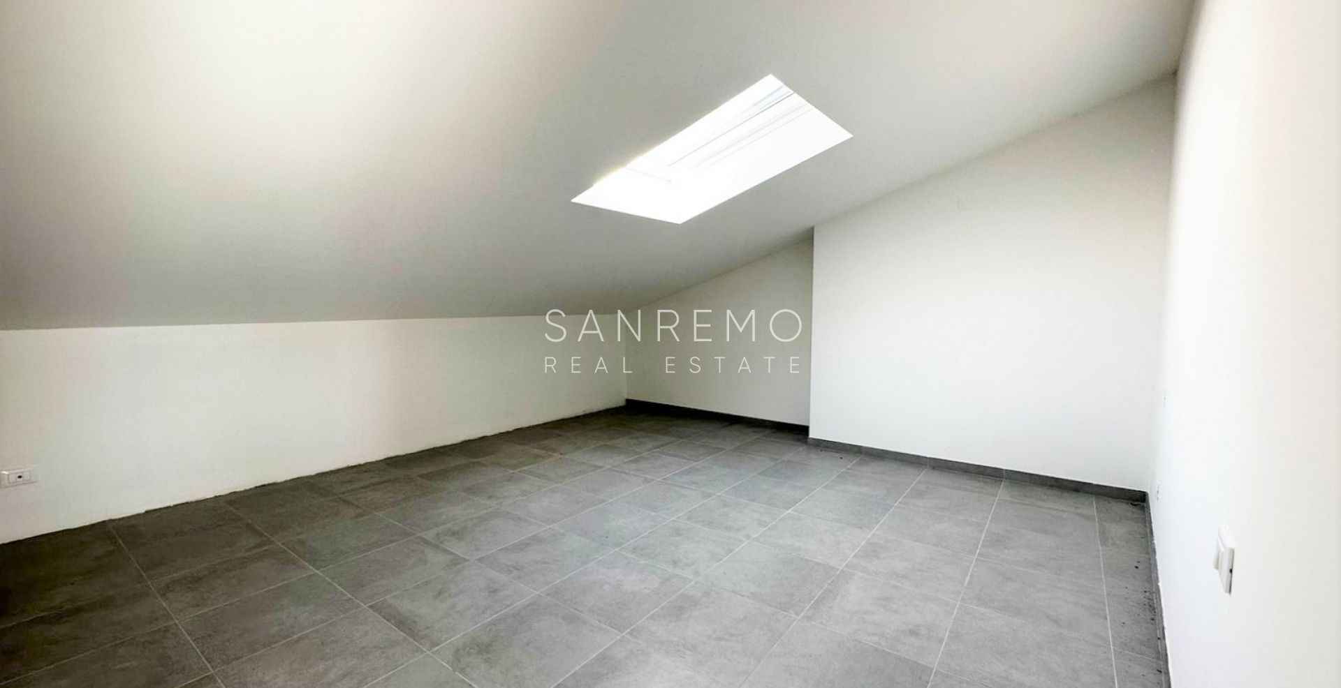 Apartment with  seaview in Ospedaletti