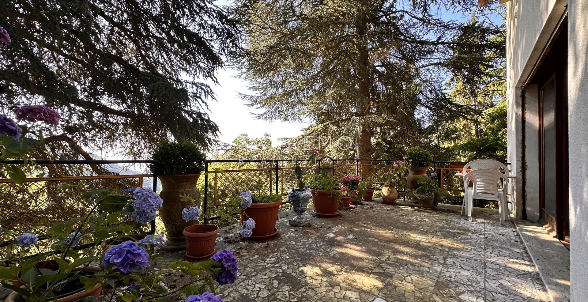 Villa on 2 floors in San Romolo