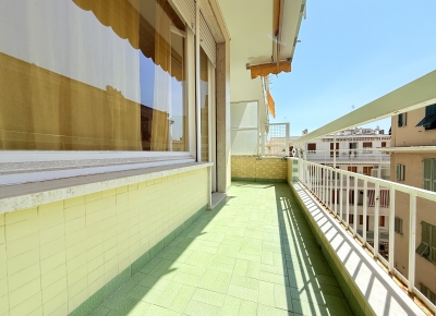 Spacious studio apartment with a terrace just a few steps from the Casino